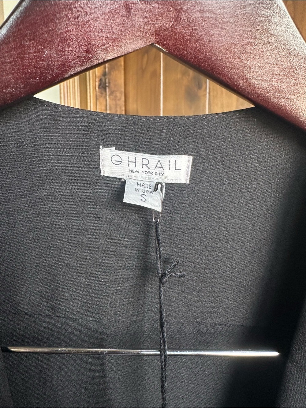 Ghrail Millie Crepe gown, elegant black dress - Picture 4 of 9